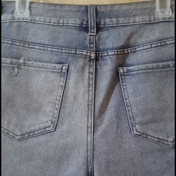 Distressed Shorts - Picture 11 of 16